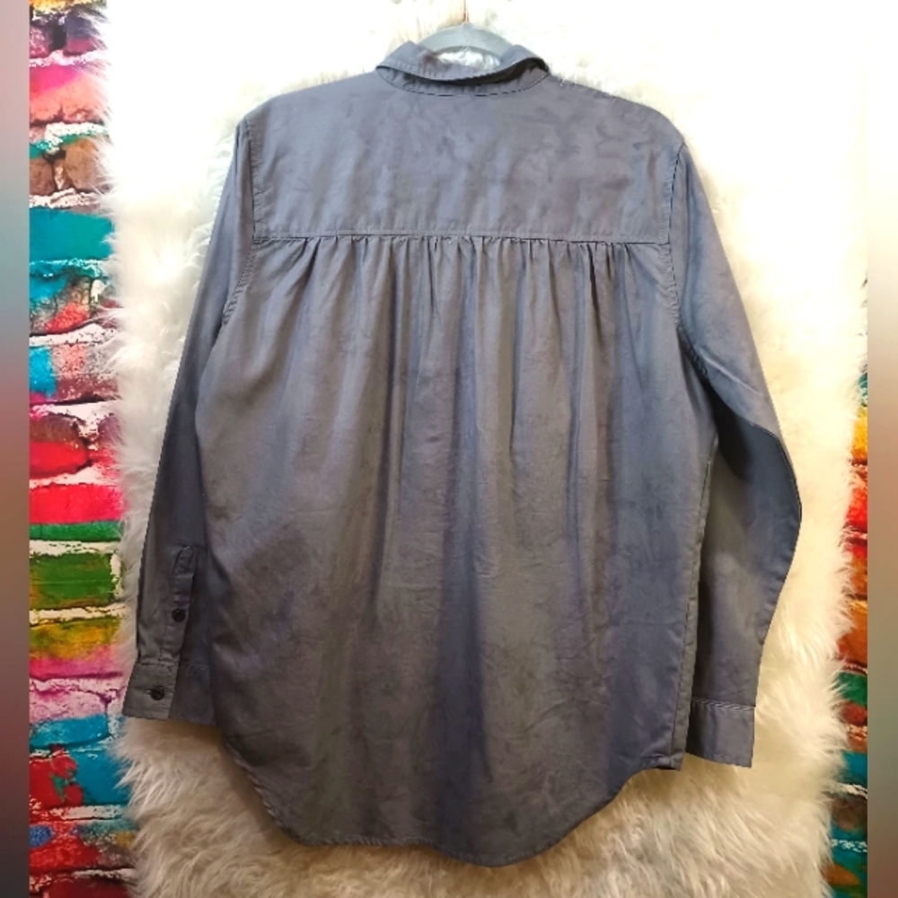 Universal Thread Gray Long Sleeve Button Up Front… - image 5